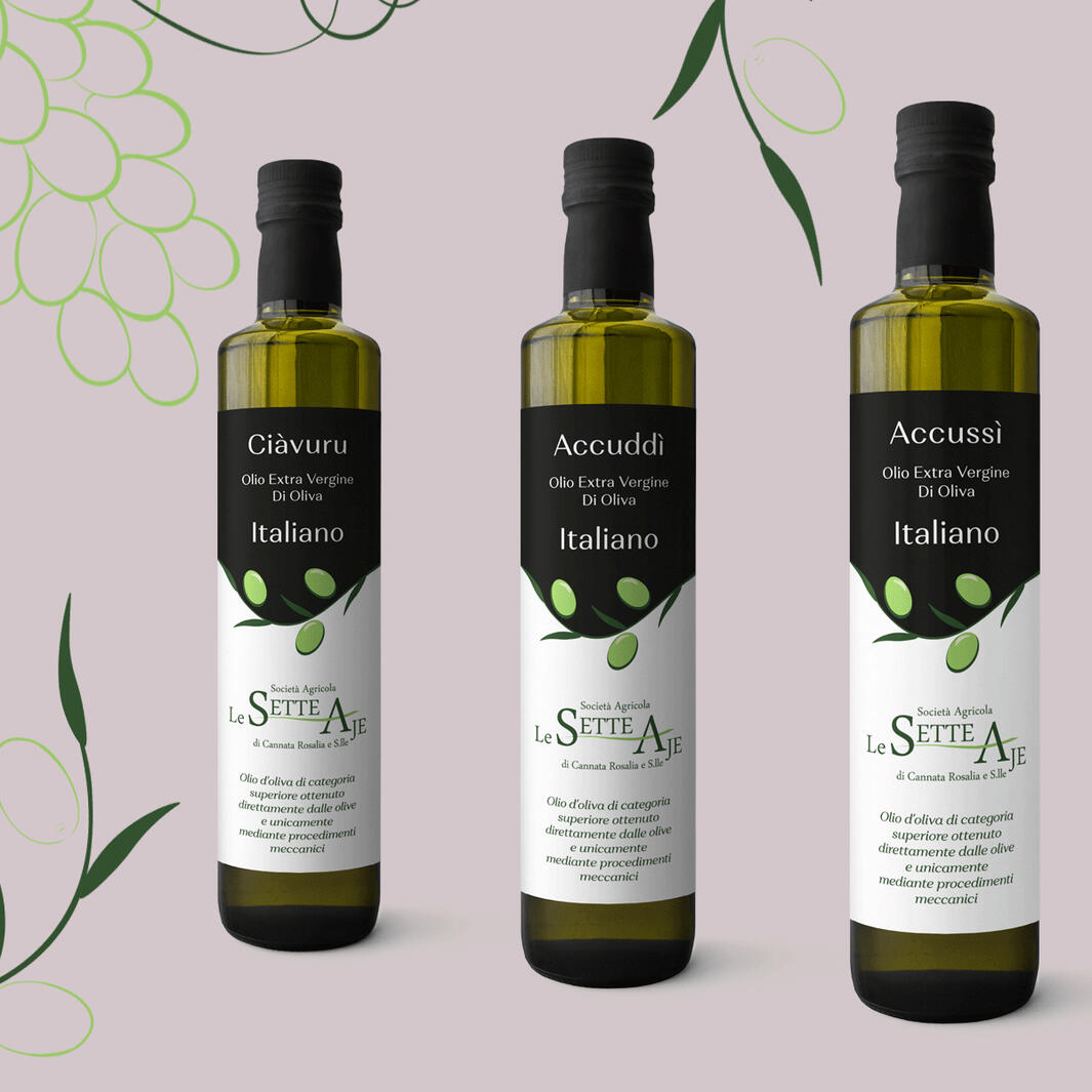 Etichette in vinile Linea di etichette per olio extravergine d’oliva italiano. Design pulito con illustrazione vettoriale, naming evocativo in dialetto siciliano. Progetto modificato successivamente dal cliente.